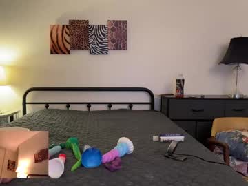 Kristen_Kramz Chaturbate stream image from March 30, 2025