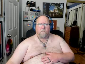 Chubbybaybear Chaturbate stream image from March 30, 2025
