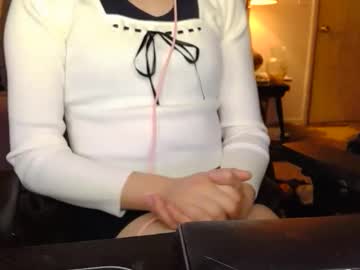 Hilltopbottomboo Chaturbate stream image from March 30, 2025