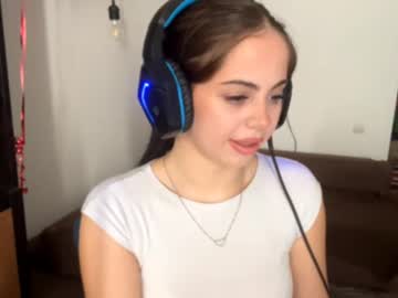 Shelleyhey Chaturbate stream image from March 30, 2025
