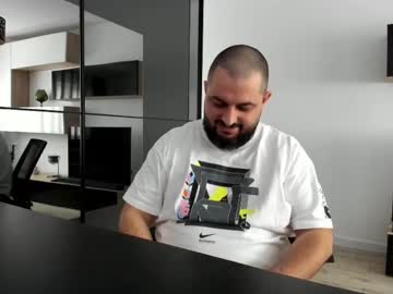 Synnoz Chaturbate stream image from March 30, 2025