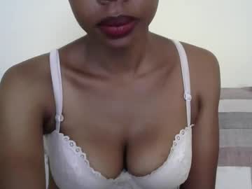 Ebony_Nellie Chaturbate stream image from March 30, 2025