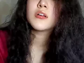 Iamhereforyo Chaturbate stream image from March 30, 2025