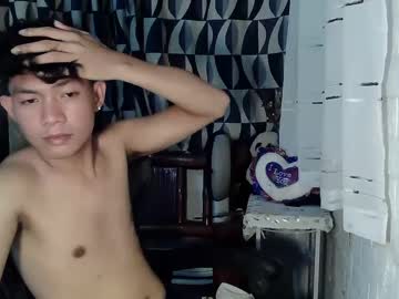 Babyboinewhere Chaturbate stream image from March 30, 2025