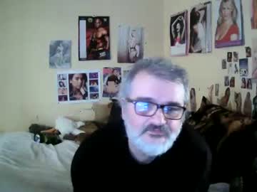 Chatubatelee555 Chaturbate stream image from March 30, 2025