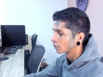 Danyx_Ink Chaturbate stream image from March 30, 2025