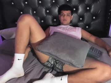 Liam_Bailey Chaturbate stream image from March 30, 2025