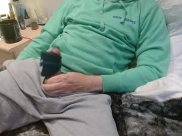 Beautysbrit Chaturbate stream image from March 30, 2025