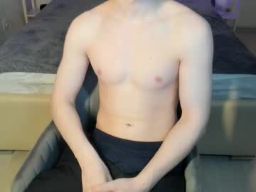 Brianjoness Chaturbate stream image from March 30, 2025