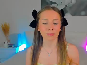 Lucy__Ray Chaturbate stream image from March 30, 2025
