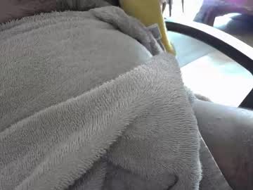Mocha_Leche Chaturbate stream image from March 30, 2025