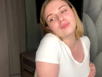 Elistunning Chaturbate stream image from March 30, 2025