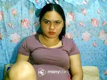 Mommaluz2903 Chaturbate stream image from March 30, 2025