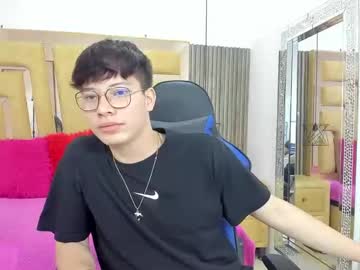 Oliverrjames Chaturbate stream image from March 30, 2025