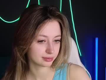 Carolinaares Chaturbate stream image from March 31, 2025