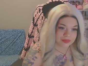 Danidesiire Chaturbate stream image from March 31, 2025