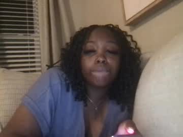 Kaitlyncamsx Chaturbate stream image from March 31, 2025