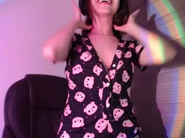 Nati_Rincon Chaturbate stream image from March 31, 2025