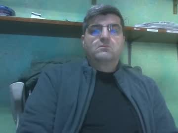 Peterhilka Chaturbate stream image from March 31, 2025