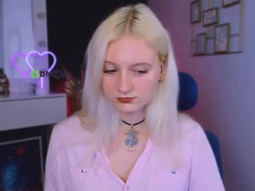 Stefi_Fleur Chaturbate stream image from March 31, 2025