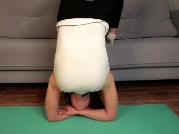 Audreyboor Chaturbate stream image from March 31, 2025