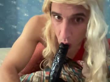 Sissy_Julia Chaturbate stream image from March 31, 2025