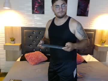 Andrew_Foxx1 Chaturbate stream image from March 31, 2025