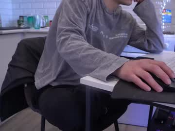 Mysticlily Chaturbate stream image from March 31, 2025