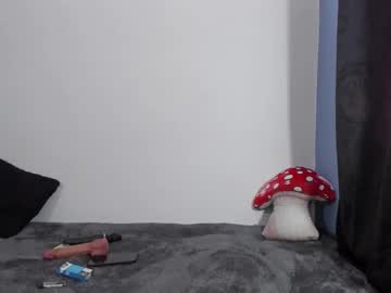 Tattoo_Pettite Chaturbate stream image from March 31, 2025