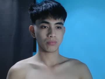 Callmehairyx Chaturbate stream image from March 31, 2025