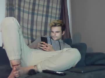 Marbay2001 Chaturbate stream image from March 31, 2025
