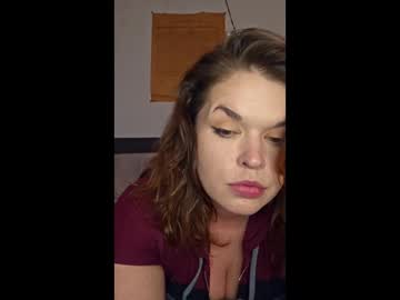 Nikkithickumss Chaturbate stream image from March 31, 2025