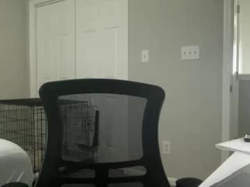 Petitekinkxo Chaturbate stream image from March 31, 2025