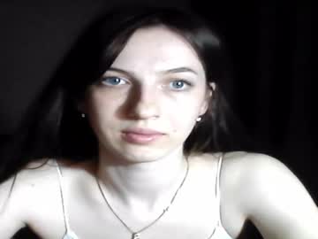 Prettyyy_Angel Chaturbate stream image from March 31, 2025