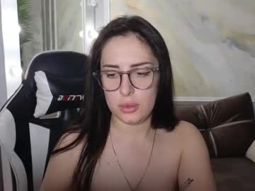 Revolucia_07 Chaturbate stream image from March 31, 2025