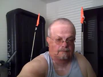 Two_Wheels_Two_Balls Chaturbate stream image from March 31, 2025