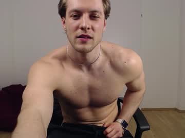 Dylanclaes Chaturbate stream image from March 31, 2025