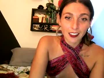 Thalea_Gc Chaturbate stream image from March 31, 2025