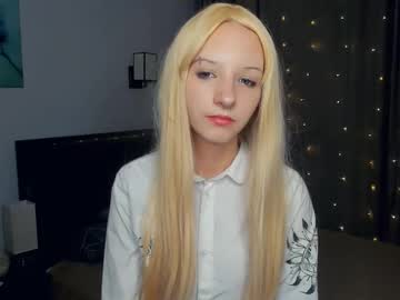 Lois_Clovers Chaturbate stream image from March 31, 2025