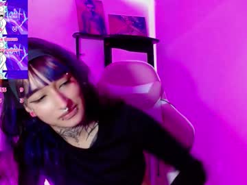 Sharaross1 Chaturbate stream image from March 31, 2025