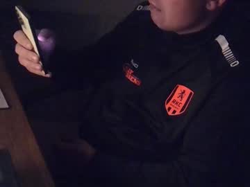 Afrukkert Chaturbate stream image from March 31, 2025