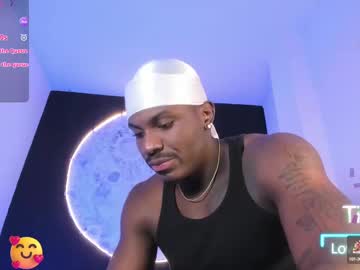 Ethantraviis_ Chaturbate stream image from March 31, 2025