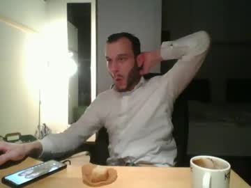 Remybig Chaturbate stream image from March 31, 2025