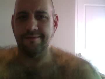 Thicbear503 Chaturbate stream image from March 31, 2025