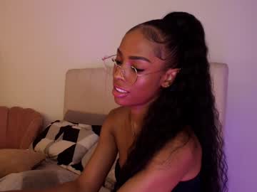 Alissonfox_ Chaturbate stream image from March 31, 2025