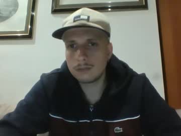 Giankccs Chaturbate stream image from March 31, 2025