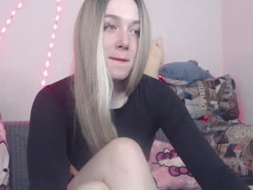 Lexilunaxo stream image from March 31, 2025