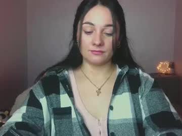 Emelyblum Chaturbate stream image from April 01, 2025