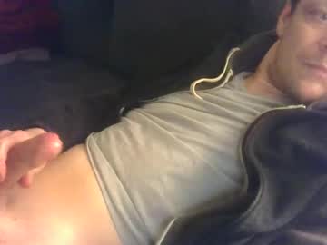 German33bi Chaturbate stream image from April 01, 2025
