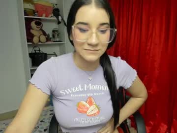 Adhara__Aisha Chaturbate stream image from April 01, 2025